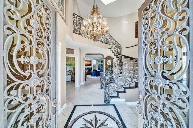 Building Photo - 26872 Anadale Dr