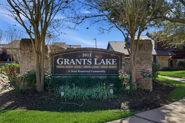 Building Photo - 2611 Grants Lake Blvd