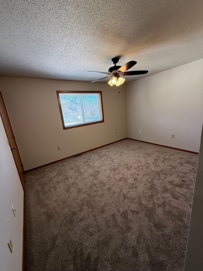 Building Photo - 5734 Gables Dr