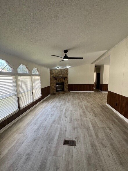 Building Photo - 9750 Limu Way