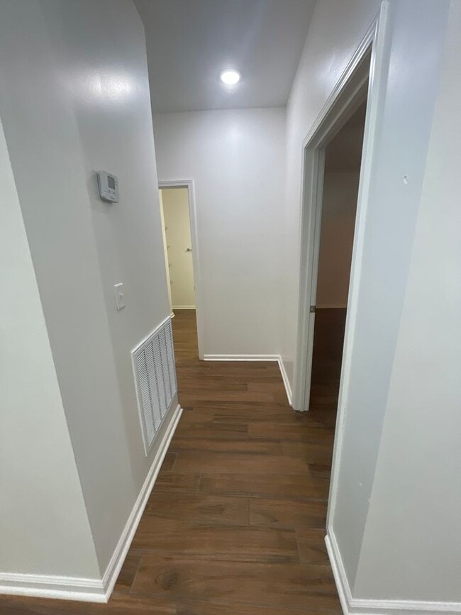 Building Photo - 4714 Antosh Cir