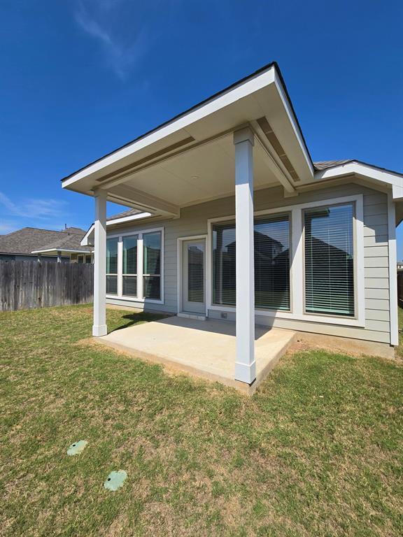 Building Photo - 360 Banyon Dr
