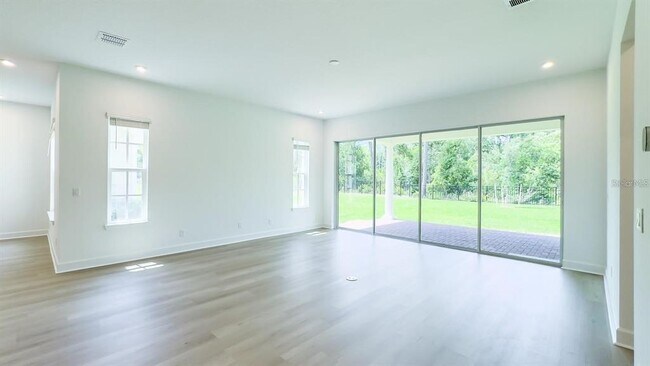 Building Photo - 7453 Estuary Lk Lp