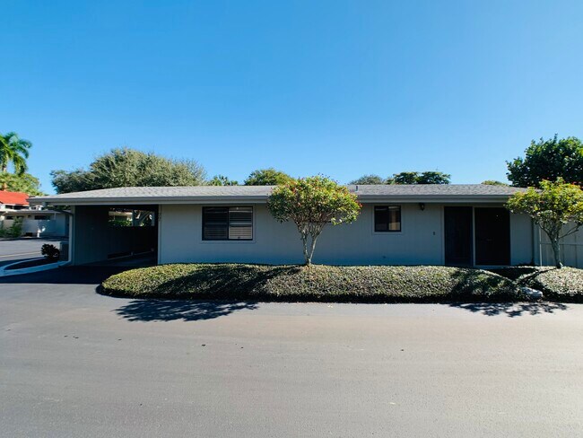 Building Photo - 500 Park Blvd S