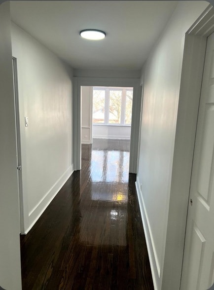 Building Photo - 7220 S East End Ave