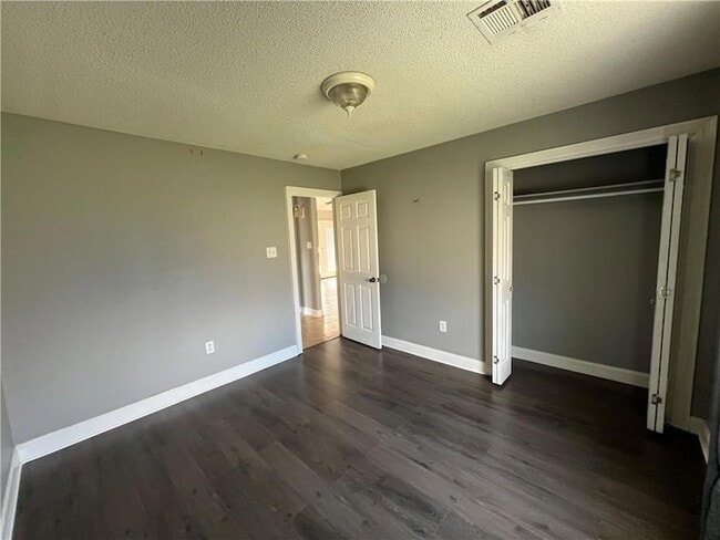 Building Photo - 5620 4th St