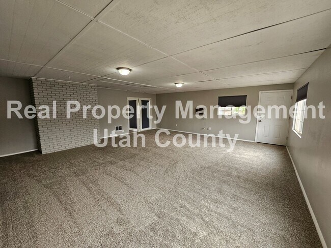 Building Photo - 1474 N 375 W