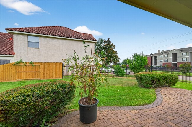 Building Photo - 14202 Nelson Bay Ct