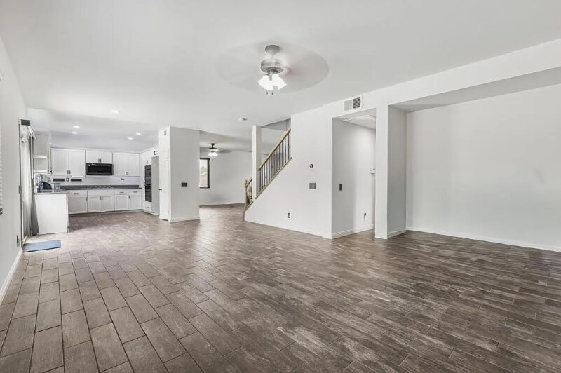 Building Photo - 5539 Nanday Ct