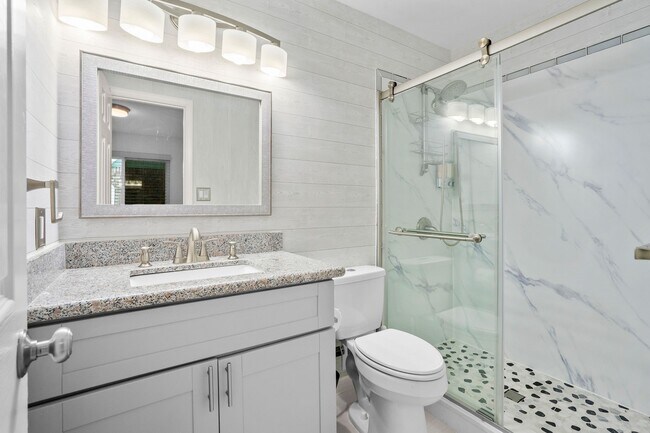 Building Photo - 11002 Hammerly Blvd