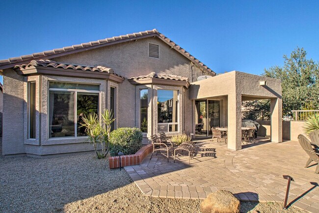 Building Photo - 3055 N Red Mountain