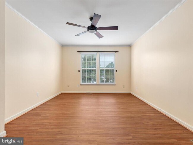 Building Photo - 10625 Wulford Ct