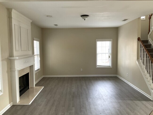 Building Photo - 1700 Northolt Ct