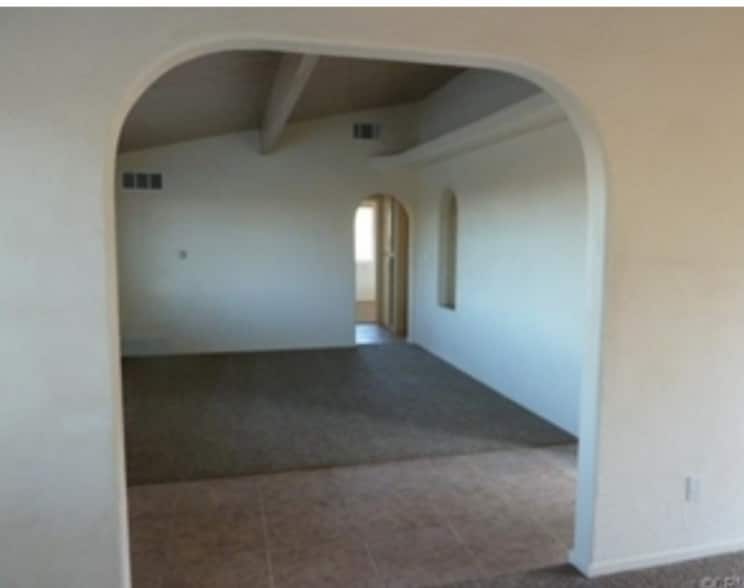 Building Photo - 72675 Sullivan Rd