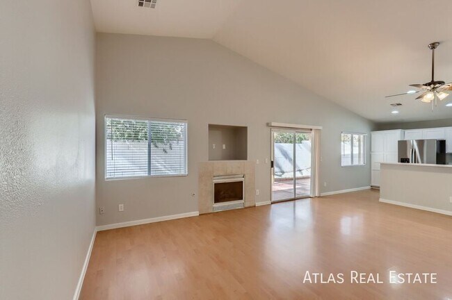 Building Photo - 4443 Donica Rose Ct