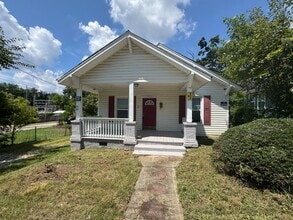 Building Photo - 318 Park St