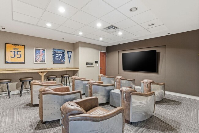 Building Photo - Great price on 9th Floor of Encore Building Downtown Nashville. One Bed One Bath. Resort style am...