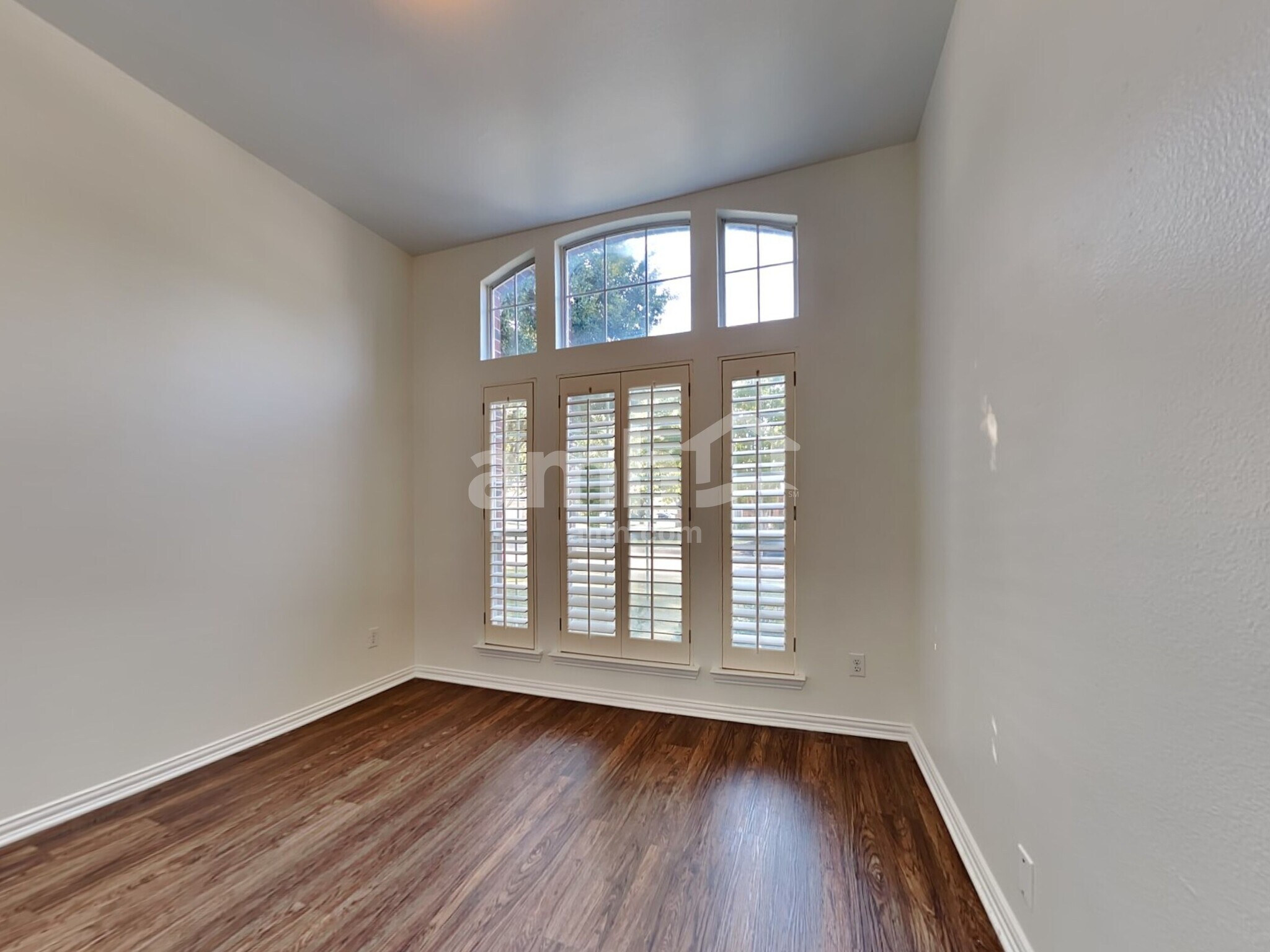 Building Photo - 2814 Cheshire Way