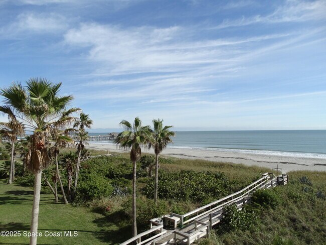 Building Photo - 5050 Ocean Beach Blvd
