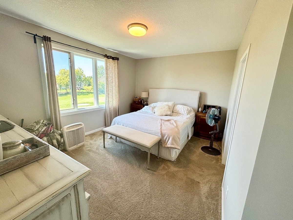 Building Photo - 2077 Woodstone Dr