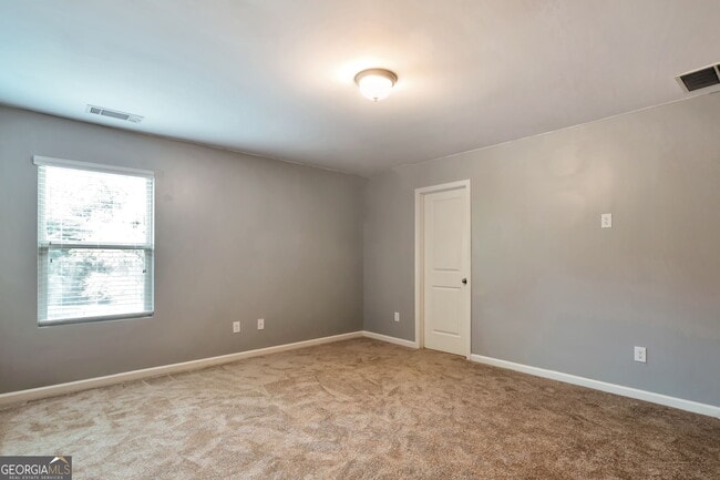 Building Photo - 4098 Clay Ct SE