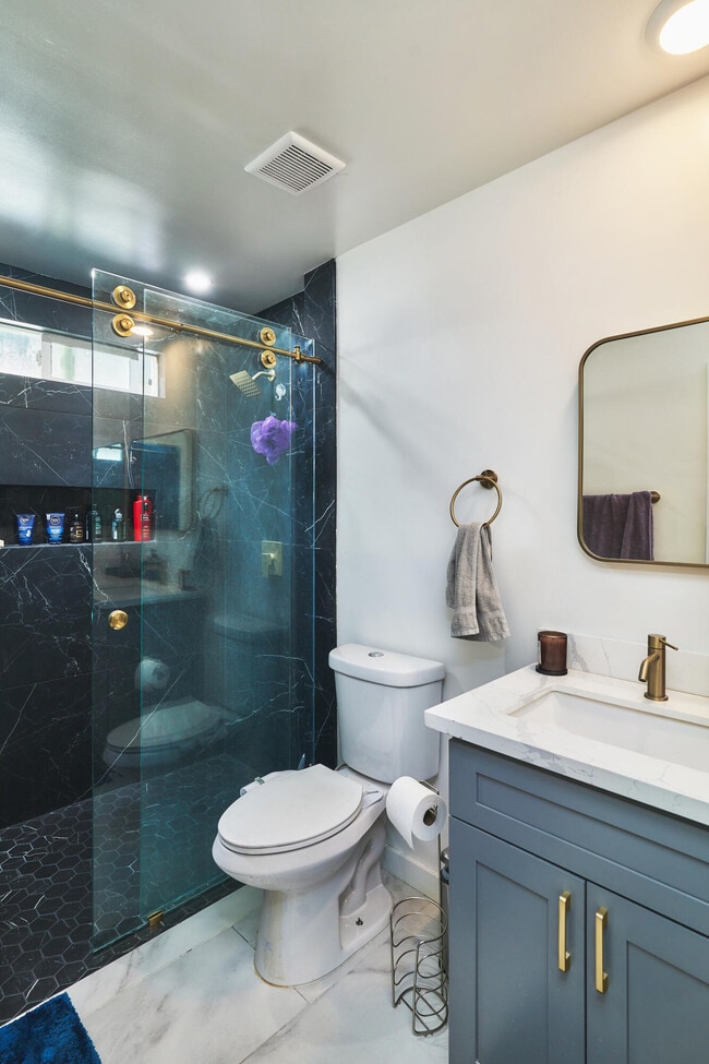 Building Photo - 51700 Avenida Martinez