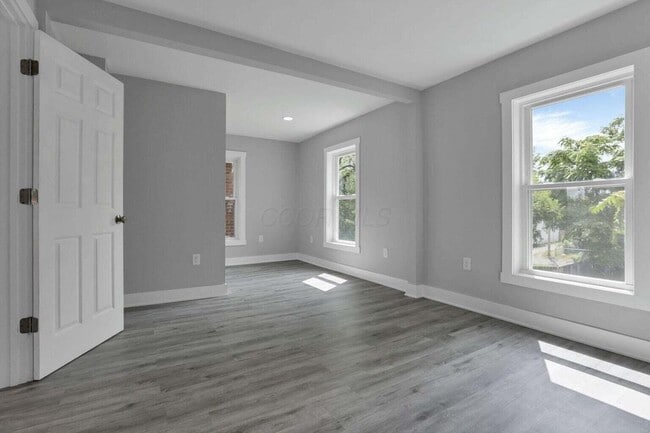 Building Photo - 1779 Parsons Ave