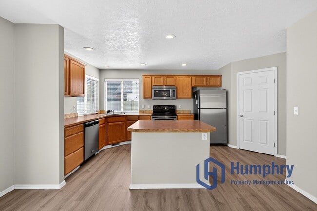 Building Photo - Beautiful home in Valley Green Subdivision in Meridian
