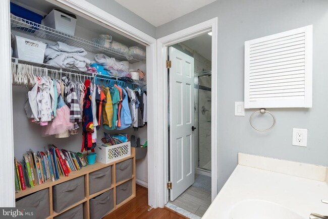 Plenty of Storage Space in the Second Bedroom - 8822 Dowling Park Pl