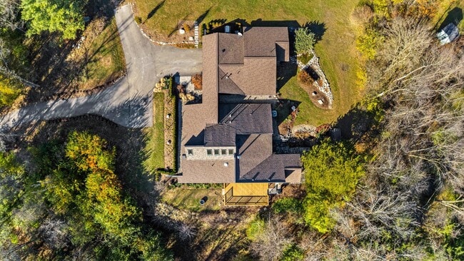 Building Photo - 3936 Holden Dr