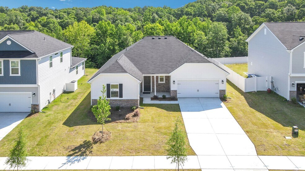 Building Photo - 12129 Rowan Hill Dr