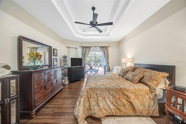 Building Photo - 6120 Chene Ct