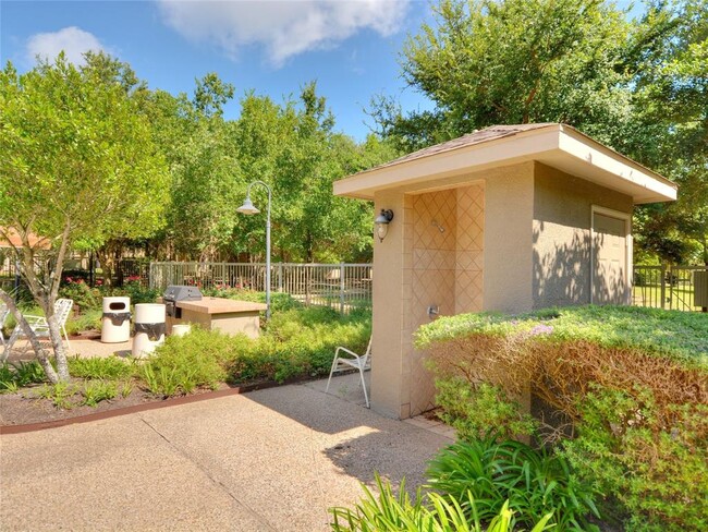 Building Photo - 11203 Ranch Rd 2222