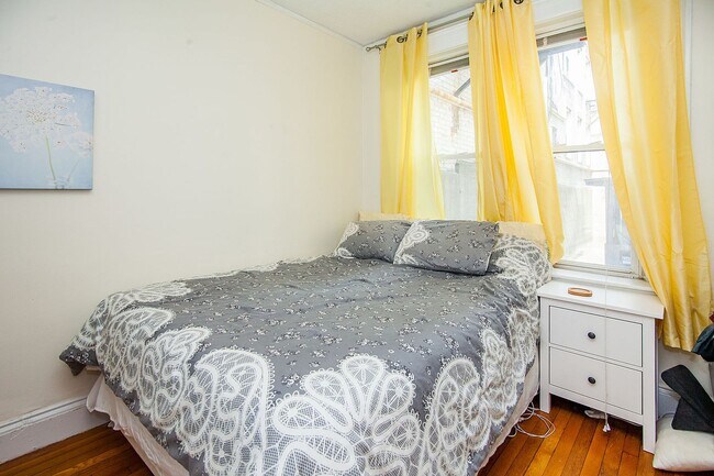Building Photo - HOT Allston 1BR Listing!!