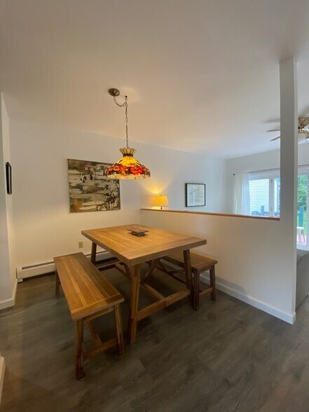 Building Photo - 160 Lyman Mdw