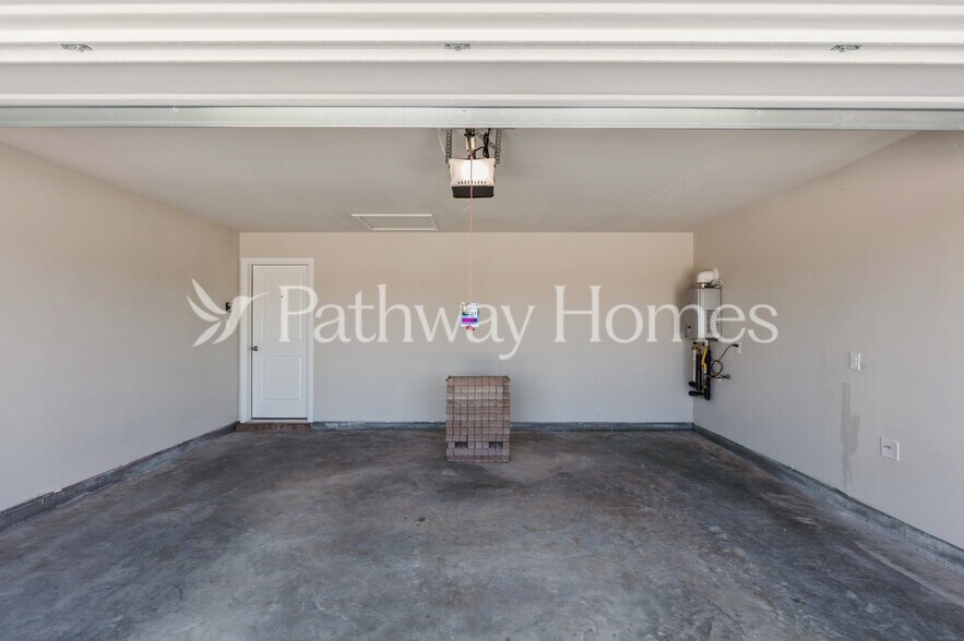 Building Photo - 9413 Subjeck Wy