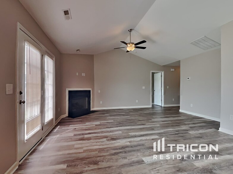 Building Photo - 2806 Wild Poplar Way