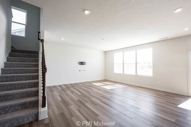 Building Photo - 6809 Blackwater Ln