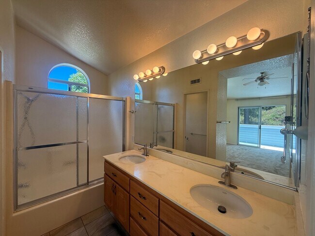 Building Photo - Bright 3BD/3BA Home in Scripps Ranch with Two Balconies, Private En-Suite Baths & Community Pool