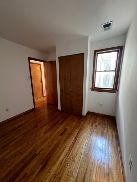 Building Photo - 1828 South St