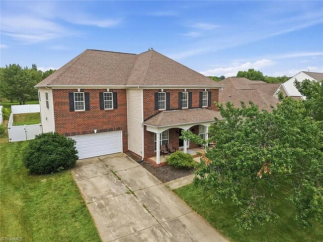 Building Photo - Lease OR Lease to Own