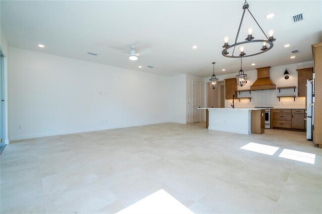 Building Photo - 2180 Forest Cir