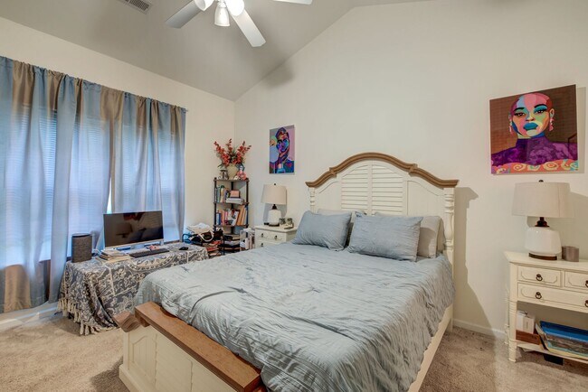 Building Photo - Easy Access to Everything North Charleston Has to Offer