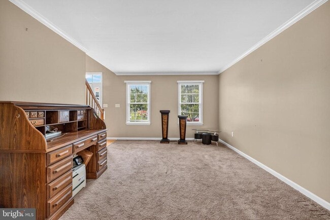 Building Photo - 33 Wild Rose Dr