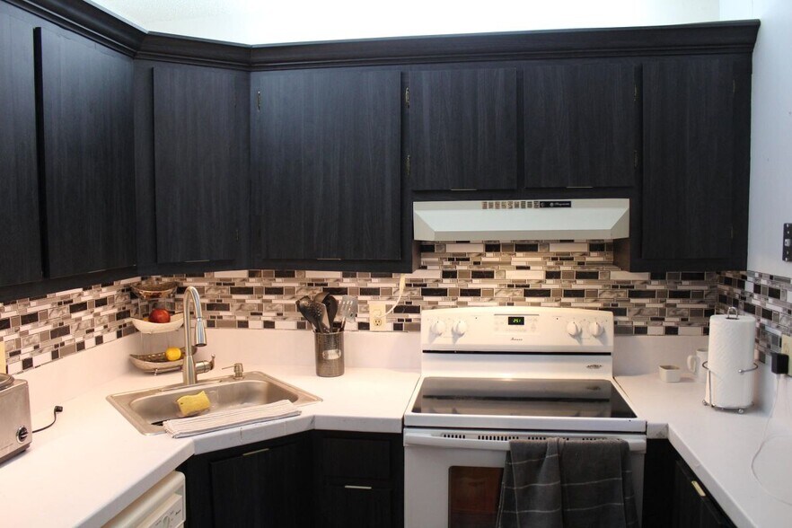 Building Photo - 4961 Sable Pine Cir