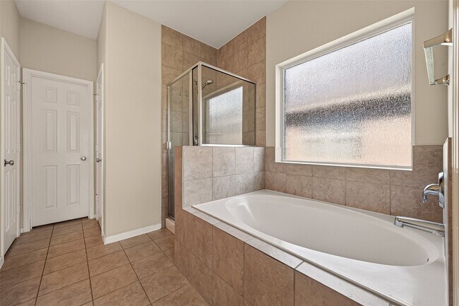 Building Photo - 9118 Cavalier Ln