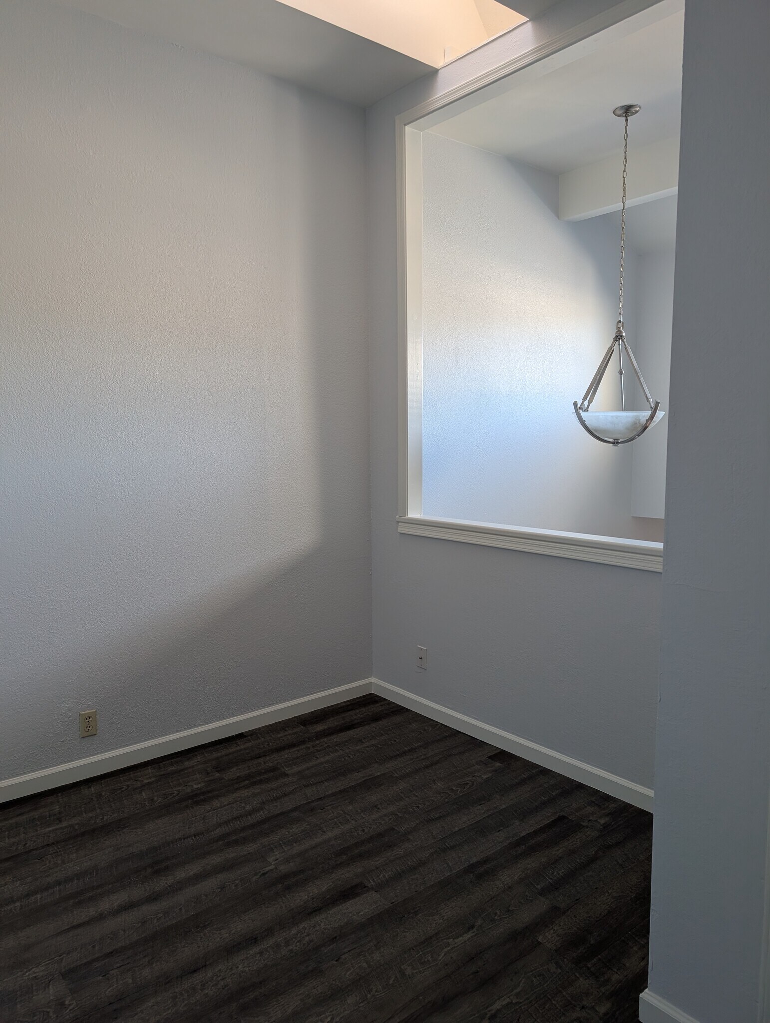 Building Photo - 3301 E Kelton Ln