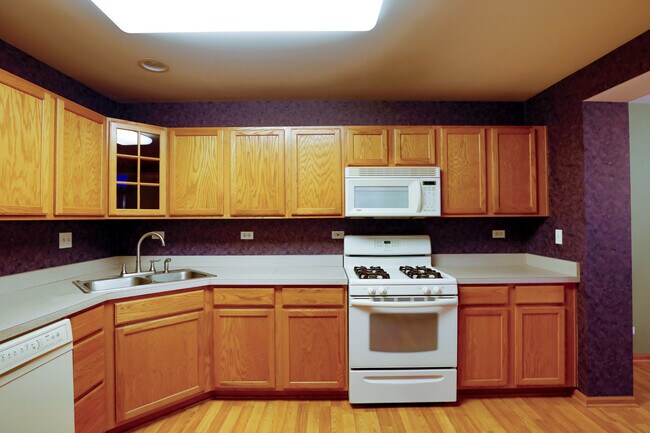Building Photo - 2780 Borkshire Ln