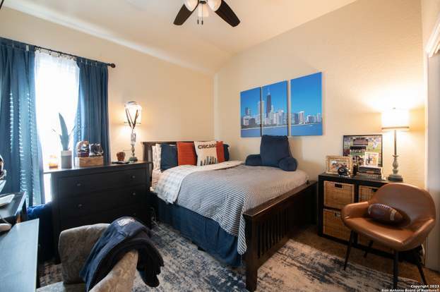 Building Photo - 5633 Briar Fld