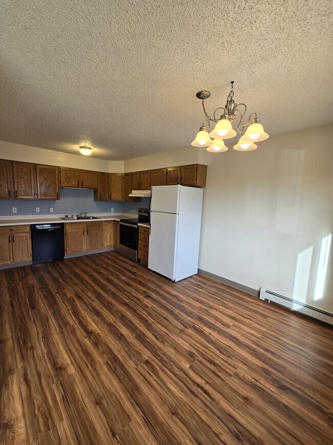 Building Photo - 77 Slater Dr